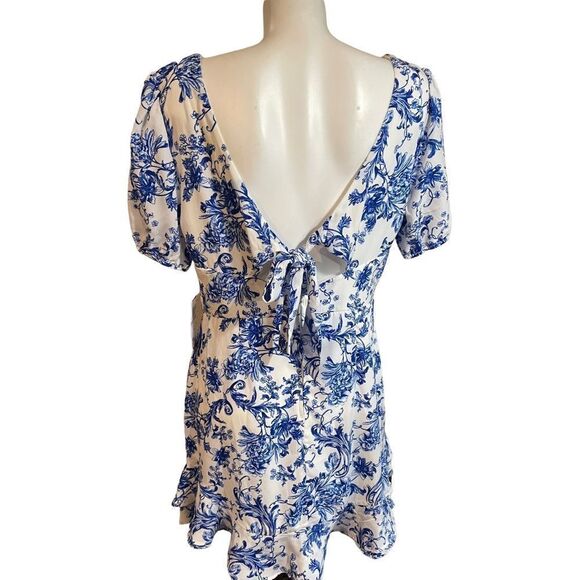 City Studio/Blue White Floral Dress Mermaid Hem/Junior Size 15/NWT $59 - Picture 5 of 7